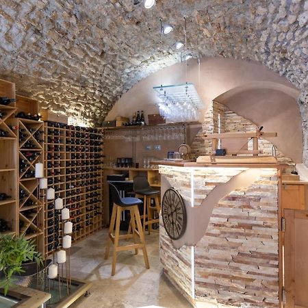 Casa Orsini, B&B And Winery 蒙泰罗通多 外观 照片